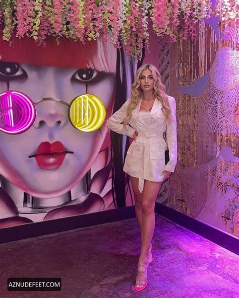 SUMMER SODERSTROM Feet - AZNudeFeet