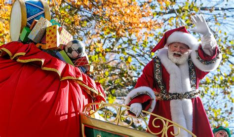 X-Mas Story: How Santa's Elves Originated Over The Years & Here Are ...