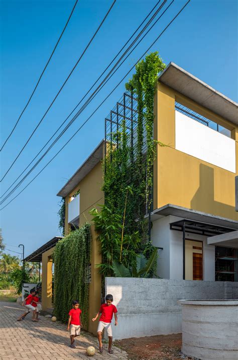 Kerala: Explore this delightful biophilic abode in Thevakkal for a ...