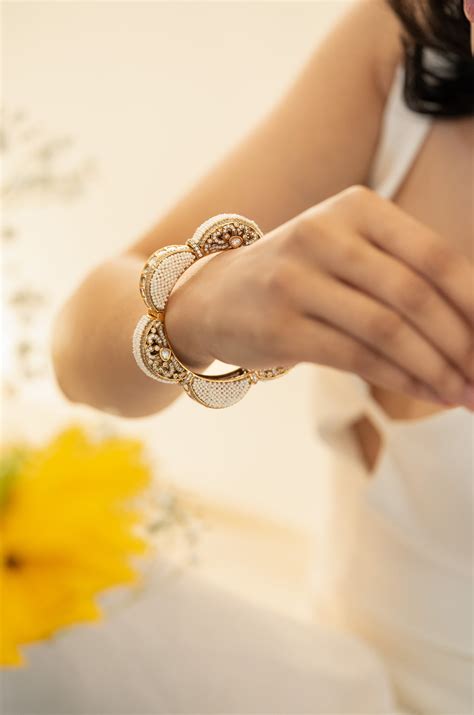 Lillian Polki Bangle – Do Taara