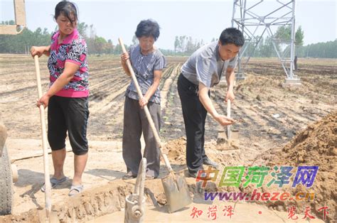 “第一书记”助打井 解决村民灌溉难——中国菏泽网
