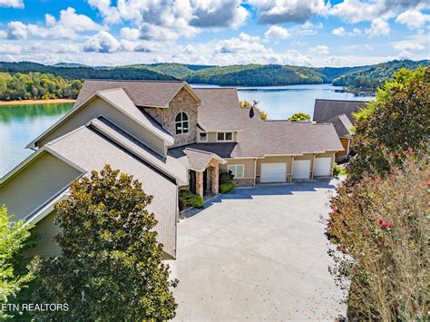 Homes for Sale in Norris TN | Lakefront Waterfront and Lake Access