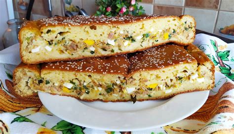 Пирог с рыбными консервами: простые и быстрые рецепты с фото ...