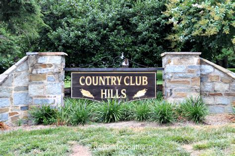Country Club Hills - Arlington Real Estate