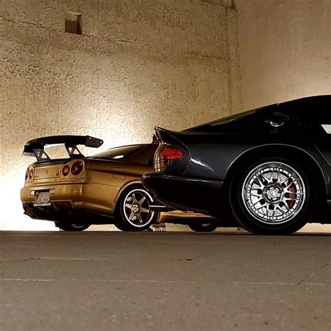 Viper GTS R34 and Dodge Viper GTS 2000 Skyline GT-R R34