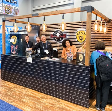 Disciple Built Displays: Customer Reviews, Stands and Services