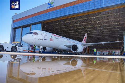 China’s C919 passenger jet makes first commercial flight | Al Mayadeen ...