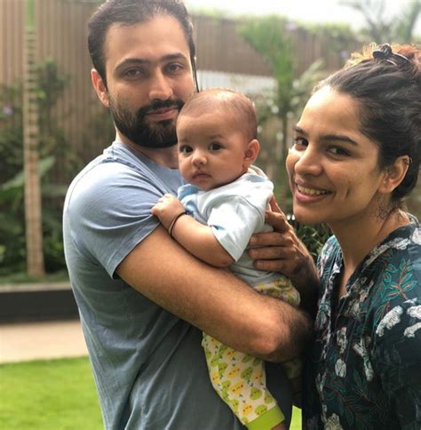 शिखा सिंह की बेटी अलायना पहली बार निकली घर से बाहर, एक्ट्रेस ने बताया ...