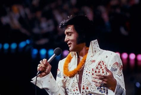 Elvis Presley HD Wallpapers / Desktop and Mobile Images & Photos