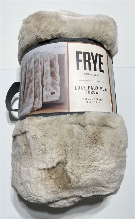 Frye Luxe Faux Fur Throw Blanket (60 in X 70 in) Cream - Walmart.com