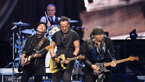 Bruce Springsteen: I'm recording with the E Street Band in the fall