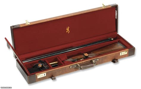 BROWNING SIGNATURE LEATHER FITTED GUN CASE, BRAND NEW.