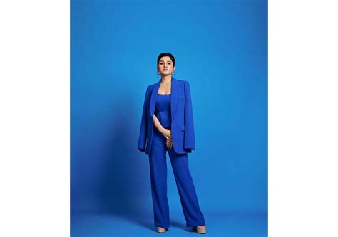 Anupamaa fame Nidhi Shah aka Kinjal has a FAB fashion sense; these ...