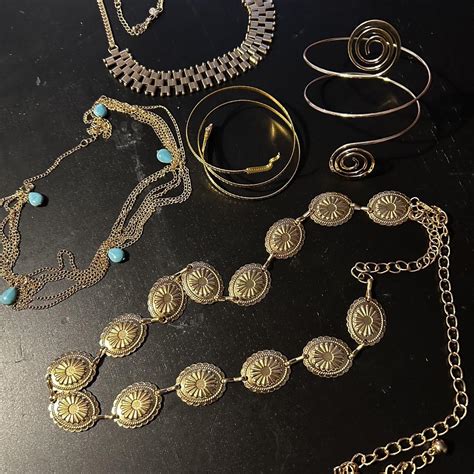 Cleopatra costume jewellery set Egyptian style gold... | Depop