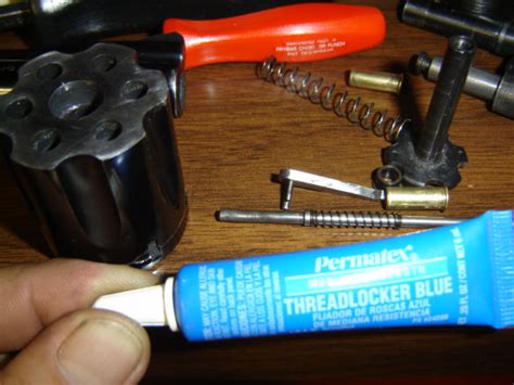 Revolver Disassembly 的图像结果