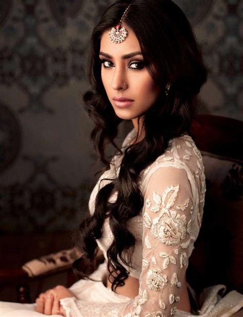 Festive fashion by Ritu Kumar | Femina.in