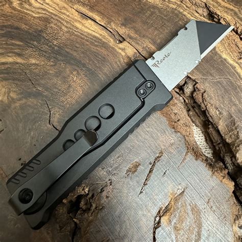 Reate EXO-U Utility Gravity Knife Black Aluminum Speed Hole Handles ...