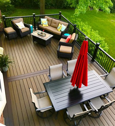 Platinum Decking and Patio | Trex-TimberTech decks | Unilock patio