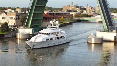 Manitowoc applies for federal port grant for Briess Malt & Ingredients