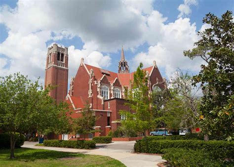 University of Florida: Acceptance Rate, SAT/ACT Scores, GPA