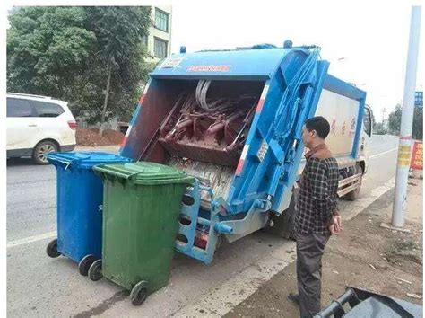 垃圾清运-施工实景-郑州绿城垃圾清运有限公司