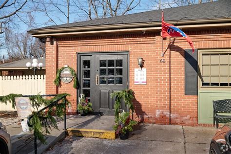 Pittsford, NY City Guide | About Living in Pittsford - Homes.com