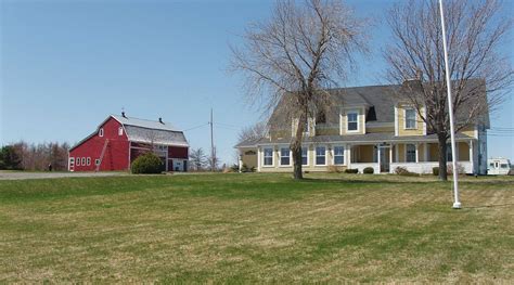AUBERGE VUE D'LA DUNE / DUNE VIEW INN (Bouctouche, New Brunswick) - B&B ...