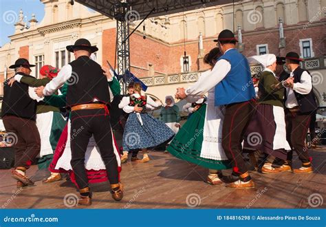 People Dancing Traditional Polish Folk Dance in Krakow. Editorial Stock ...