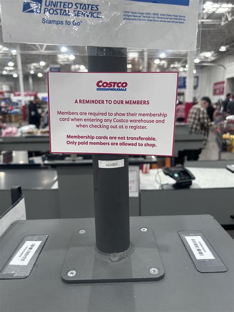 Costco puts up membership 'reminder' sign at self-checkout and demand ...