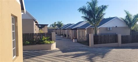 MASINGITANA HOTEL (Acornhoek) - Guesthouse Reviews, Photos, Rate ...