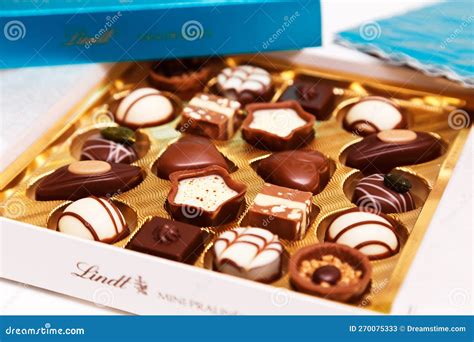 Zurich, Switzerland - January, 7 2023: Lindt Mini Pralines Box. Close ...