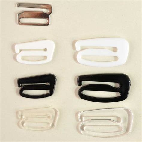 Crochet pour bretelle amovible - A&A Patrons