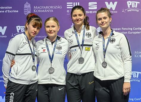 Budapest Tag 5: Damensäbel-Team holt Silbermedaille