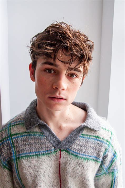 Ashby Gentry: Exploring the Life and Achievements - Perfectley