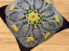 How to crochet a pillow cat /// DIY PDF