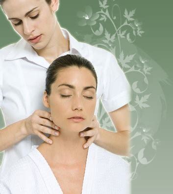 Chest Neck Massage 的图像结果