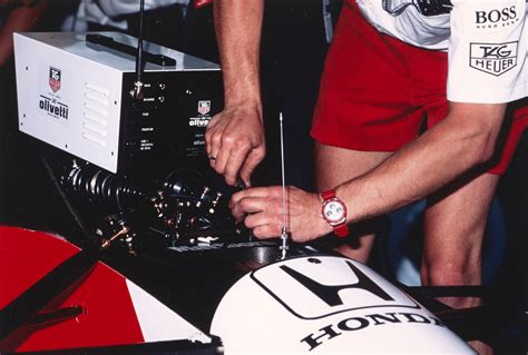 Un héritage à chaque tour : l'histoire de la collection TAG Heuer Formula 1 | TAG Heuer Official ...