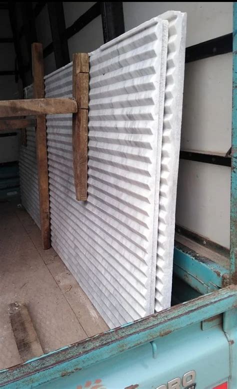 Fluted Marble - 20mm Fluted Marble Panels Trader - Retailer from Mumbai