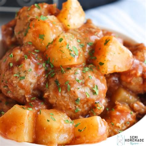 https://semihomemaderecipes.com/wp-content/uploads/2023/01/Slow-Cooker-BBQ-Hawaiian-Meatballs-5-720x720.jpg