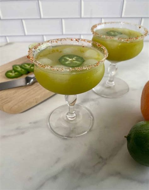 Skinny Spicy Margarita Recipe - Healthy Mom Healthy Family