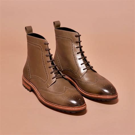 Shop Premium Handcrafted Leather Shoes for Men & Women | dmodot