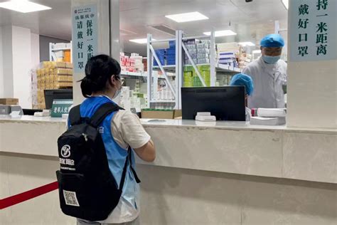 职业陪诊在长沙兴起，有公立医院护士转行当陪诊师_腾讯新闻