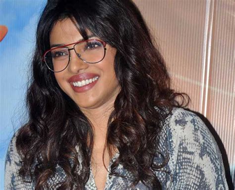 These Trending Specs Frames Will Get You Lots Of Compliments | Herzindagi