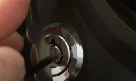 How to Open Sentry Safe with Key Only 的图像结果