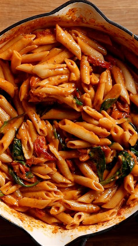 One-Pot Creamy Tuscan Pasta Recipe - Tasty