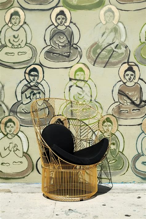 Peacock Lounge Chair & designer furniture | Architonic