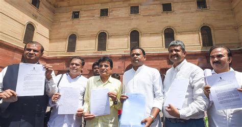 Former Mumbai mayor, three others held for attacking BJP leader Kirit ...