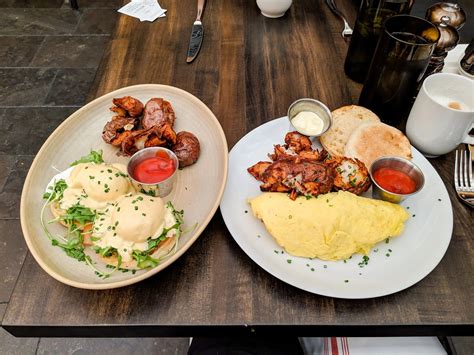 Getting $160 of Food and Drink From a $153 Stay in Chicago - The Points Guy