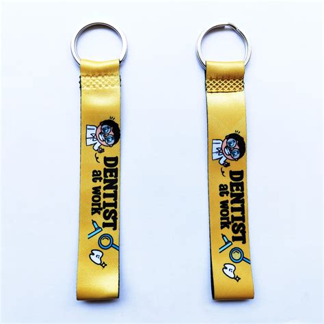 Dentist at work Doctor Keychain – Creator Store