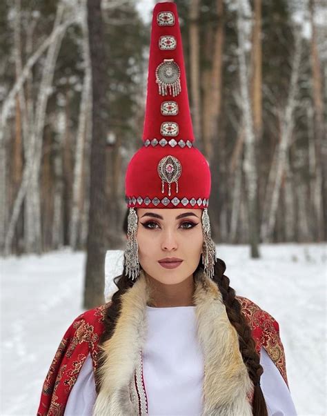 Казашка. Kazakh traditional headdress. Kazakhstan in 2022 | National ...